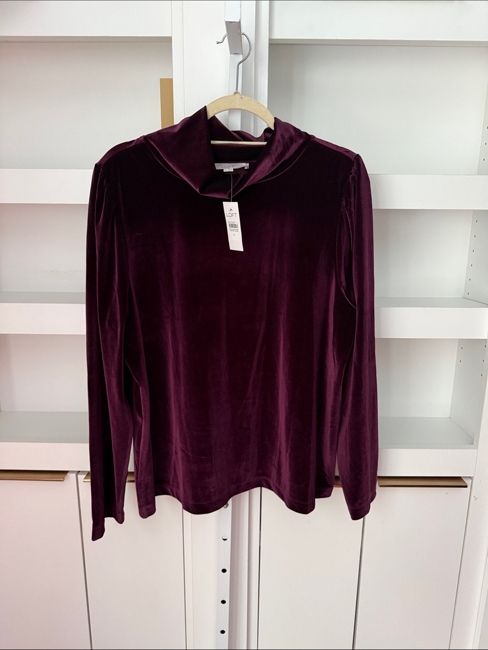 NWT LOFT Long Sleeve Velvet Mock Neck Pullover Sweatshirt Sz XL Purple Burgundy